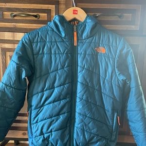 The North Face Boys size 10/12 puffer jacket